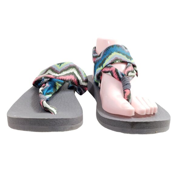 Skechers Womens Size 9 Gray Sandals With Multicolor Patterned Fabric Straps - Picture 5 of 7